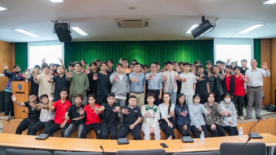 Trường Cao Đẳng Sài Gòn - SaigonTech