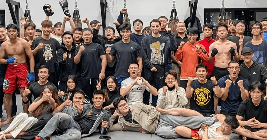 Câu lạc bộ võ thuật tổng hợp AGOGE: Võ Tổng Hợp, Quyền Anh, Kickboxing, Quyền Thái, Nhu Thuật, Vật - Cơ sở Ba Đình