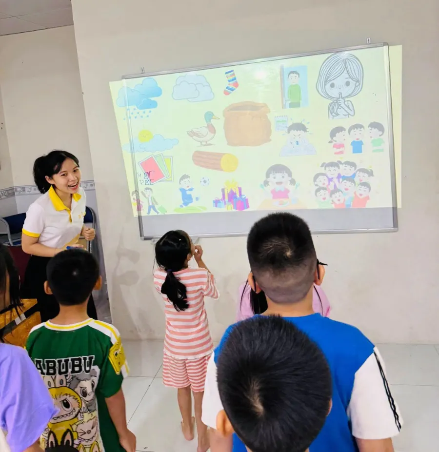 Trung tâm IVY English