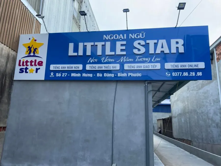 Trung tâm Ngoại ngữ Little Star