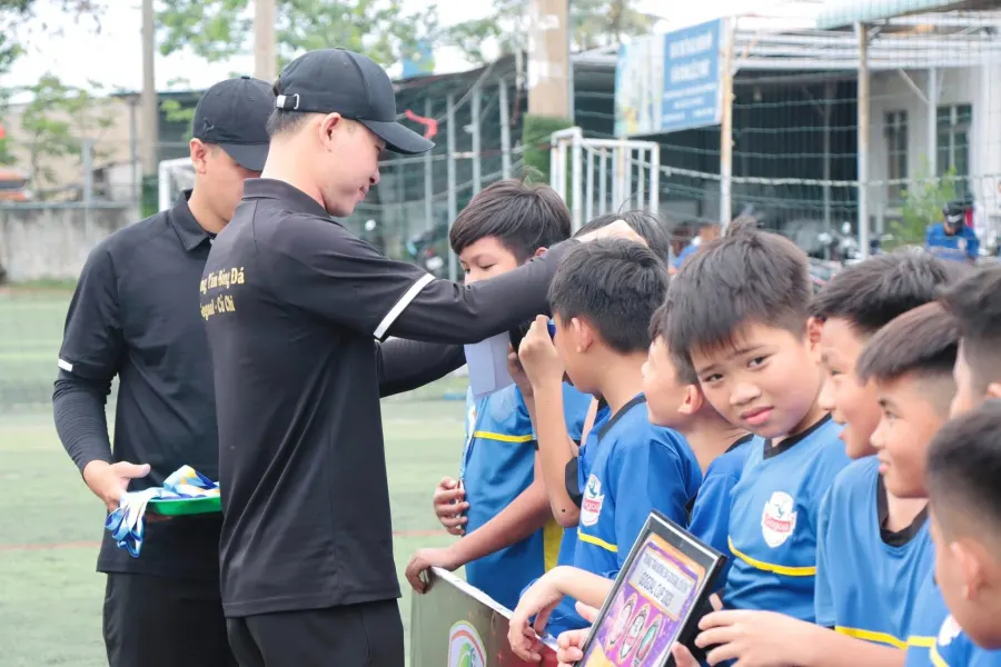 Trung tâm Bóng Đá Gogoal