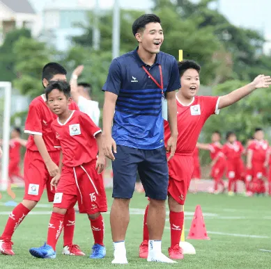 Trung tâm dạy Bóng đá Trẻ em VietGoal - Gò Vấp 1