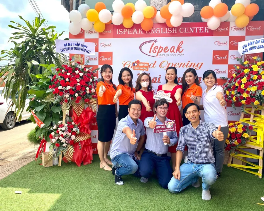 Trung tâm Ngoại ngữ Ispeak