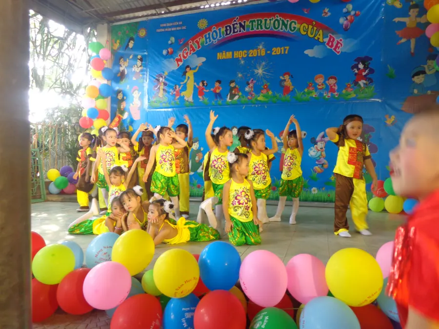 Trường mầm non Hoa Cúc