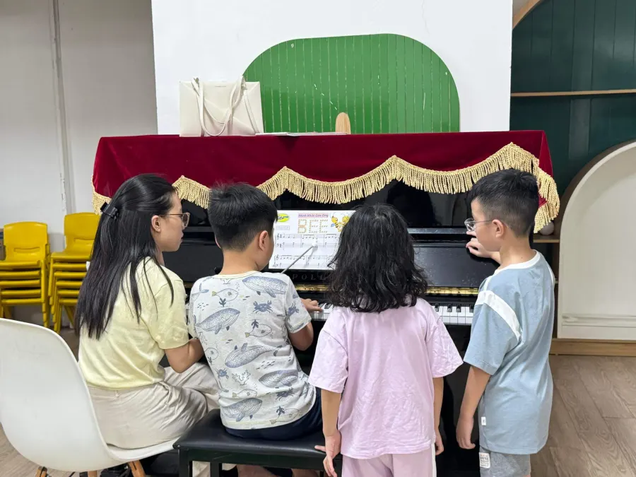 Trung tâm Âm nhạc Sunshine Music