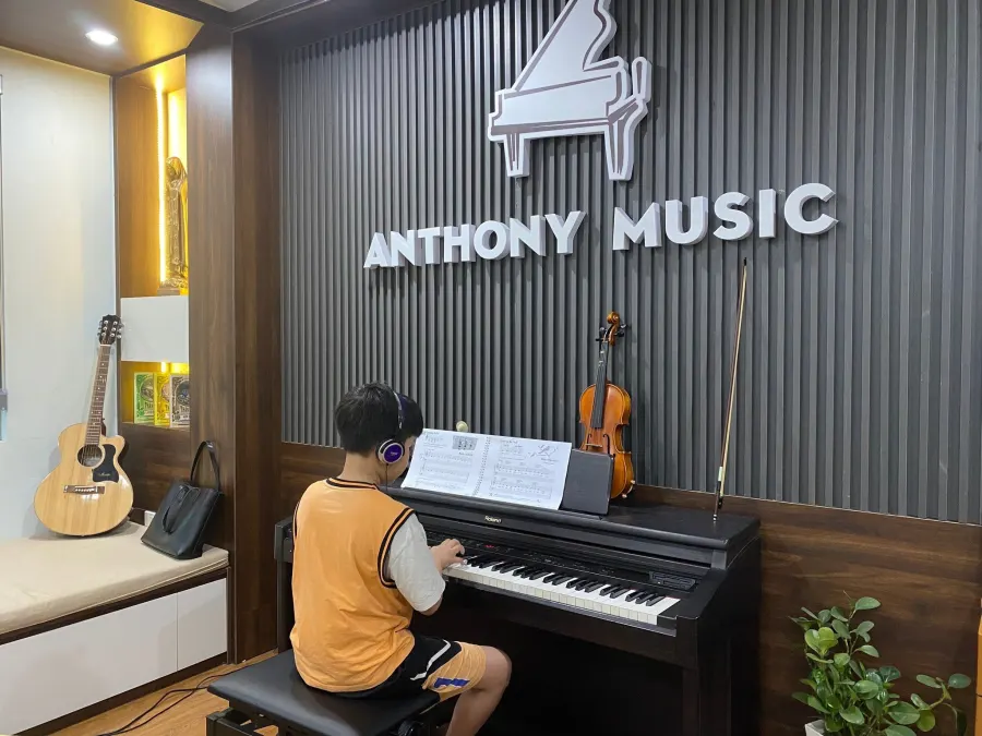 Trung tâm Âm nhạc Anthony Music
