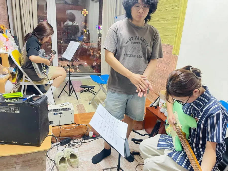 Lớp Guitar Điện Hà Nội (T&T Class) - CS3 Hoàng Mai