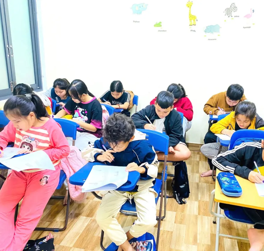 Trung tâm Ngoại Ngữ Nguyệt Nhi