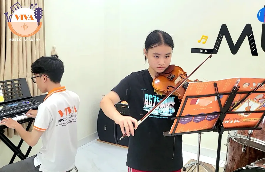Trung tâm VIVA Music Academy