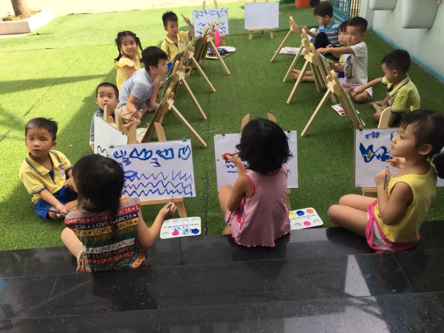 Trường mầm non Đô Rê Mon