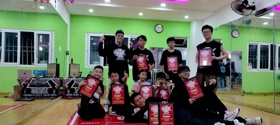 Lớp học nhảy Breaking