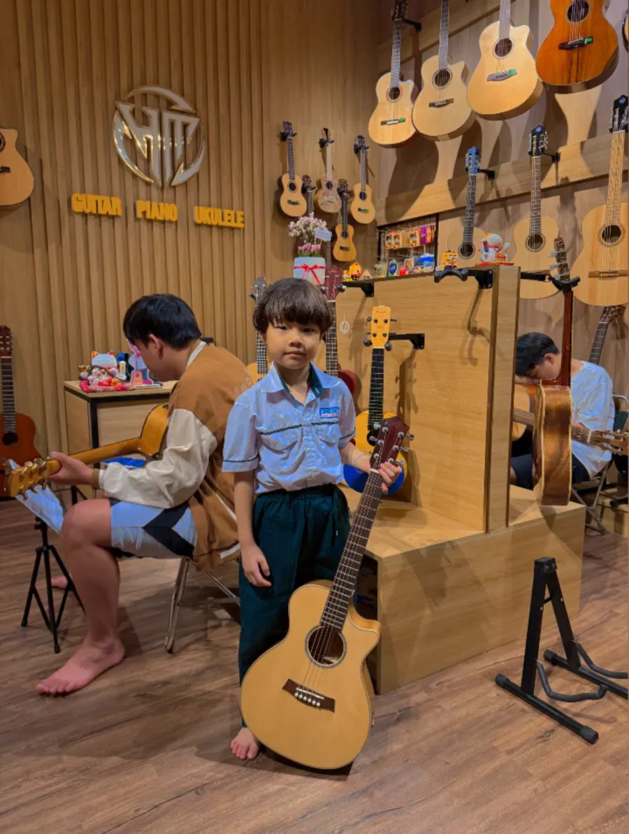 Trung tâm dạy đàn Huy Mark