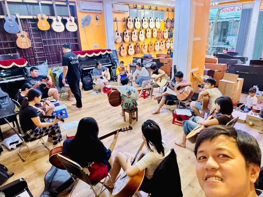 Trung tâm Âm nhạc Sấm Piano