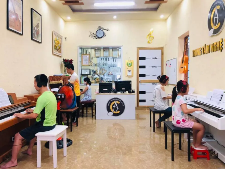 Lớp Học Guitar Tú Nguyễn