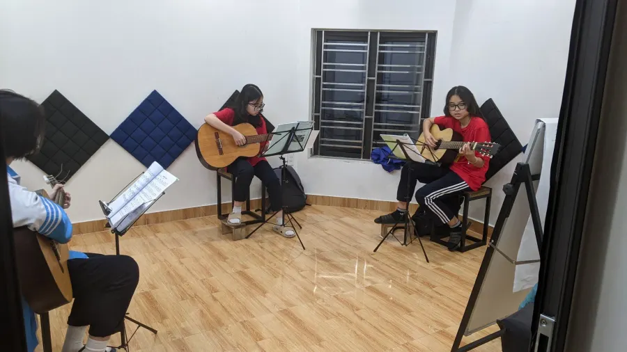 Lớp Học Guitar Tú Nguyễn
