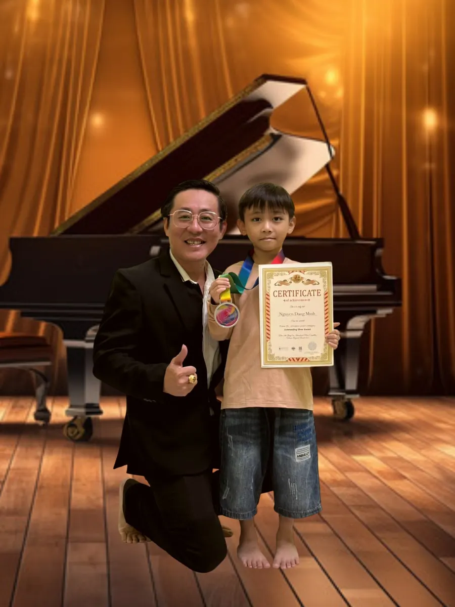 Lớp Mendy Nguyễn Music