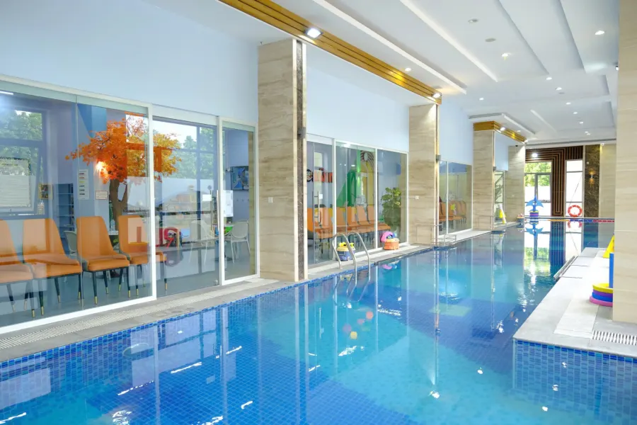 Trung tâm Lifeswim - Đào tạo bơi sinh tồn