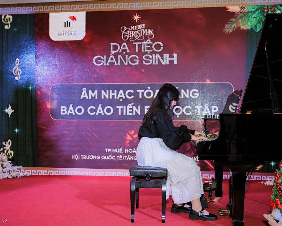 Trung tâm Piano Nhật Quang
