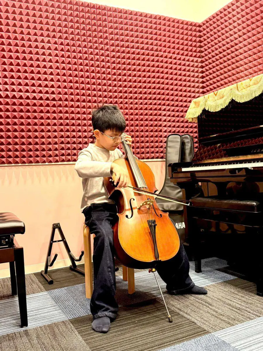 Trung tâm Trang Việt - Music & Art