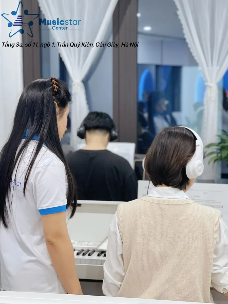 Trung tâm Music Star Center