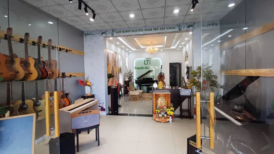 Trung tâm Âm nhạc LTi Music School