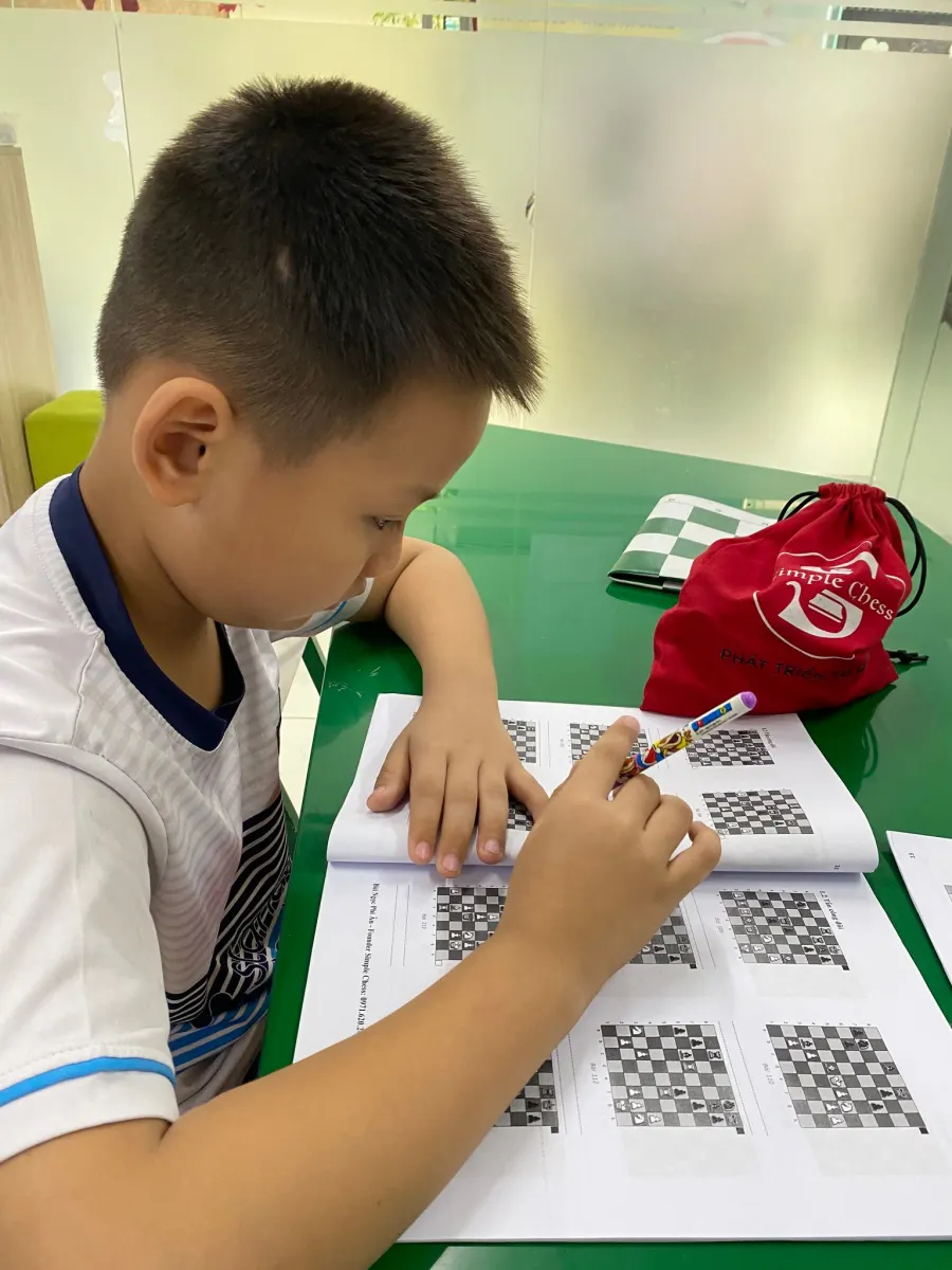 Trung tâm Cờ Vua Đơn Giản - Simple chess