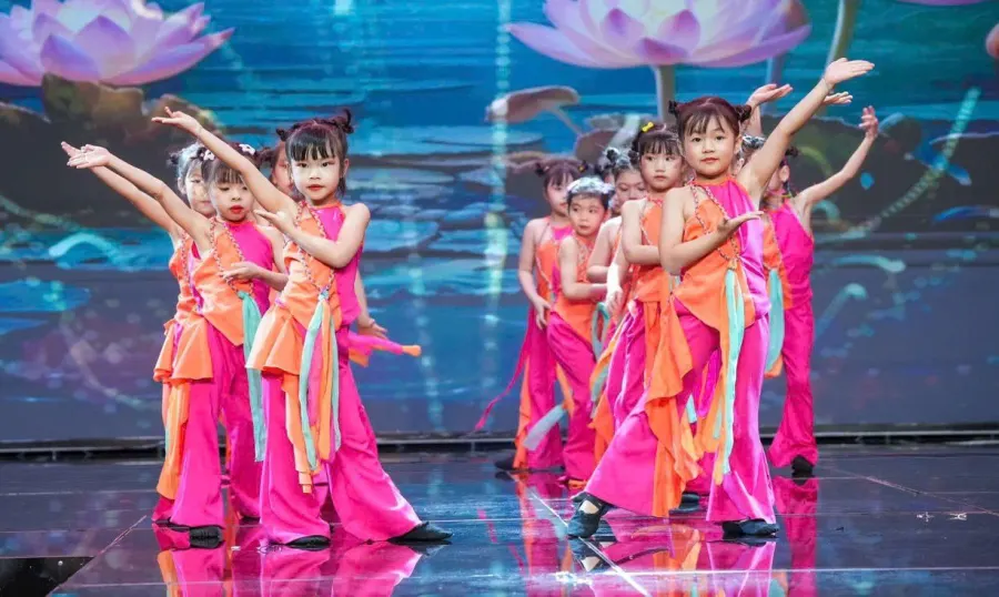 Trung tâm năng khiếu Sky Art