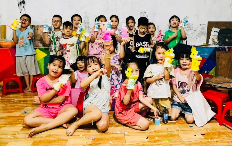 Xưởng Mỹ thuật sáng tạo Hậu Trần Art