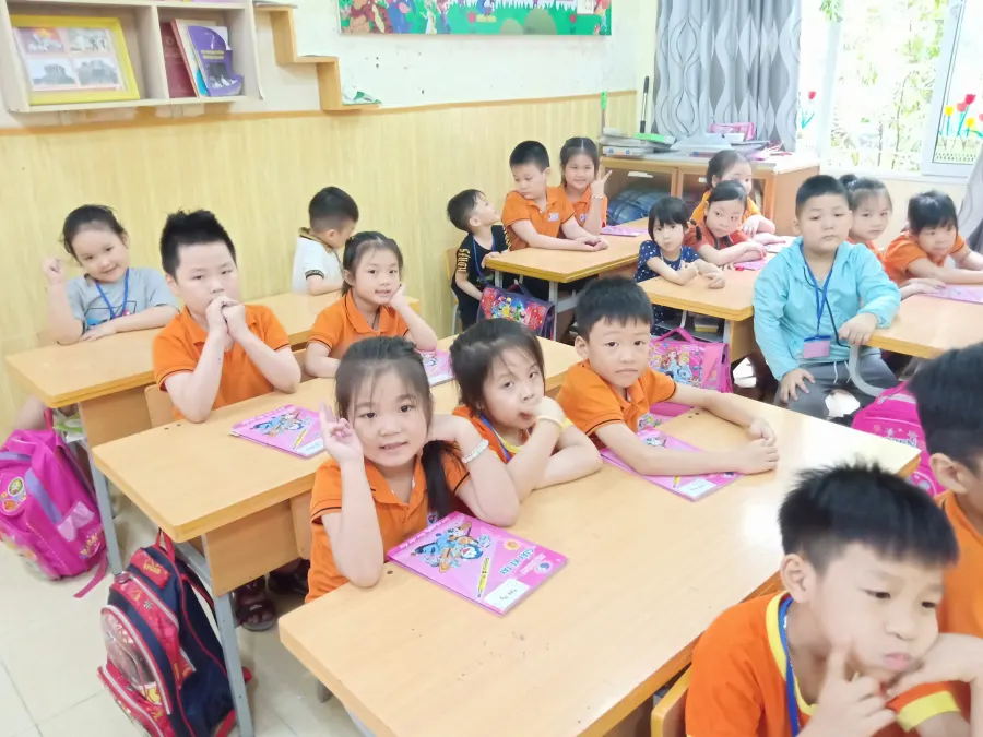 Trường mầm non Bông Sen- Nguyễn Hồng Quân, Thượng Lý