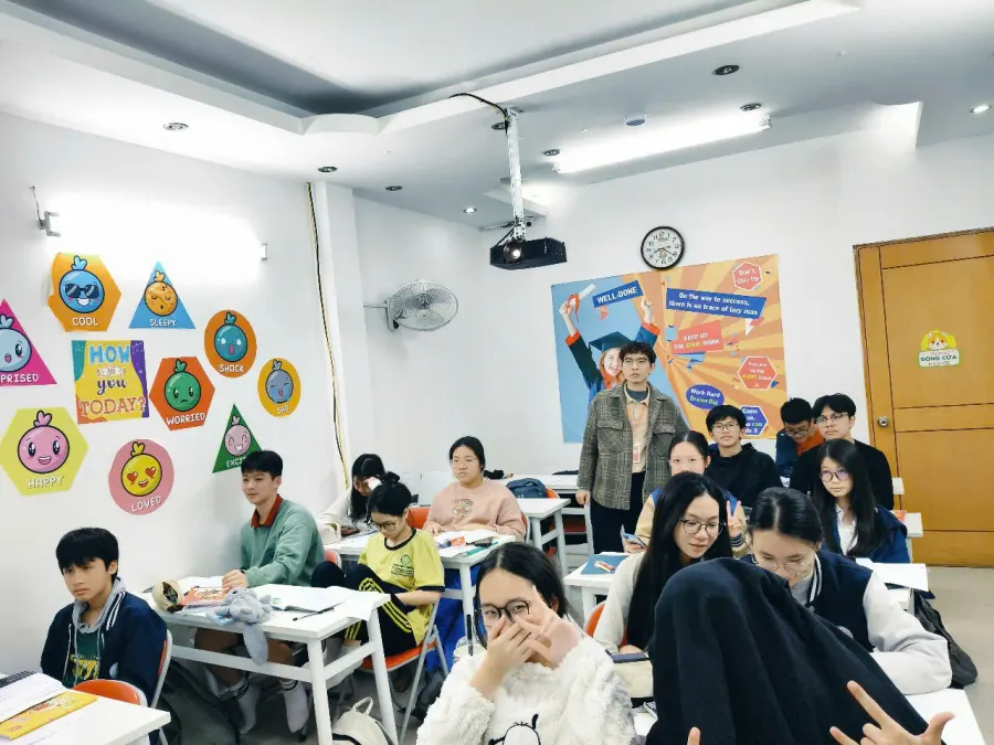 Trung tâm Luyện thi Hòa Ma Toán - Cs2 Đỗ Quang