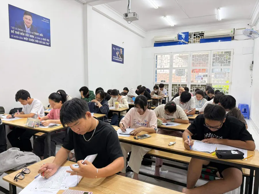 Hệ thống Luyện thi NQH - Tân Sơn Nhì