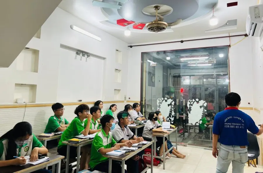 Trung tâm Đức Trí