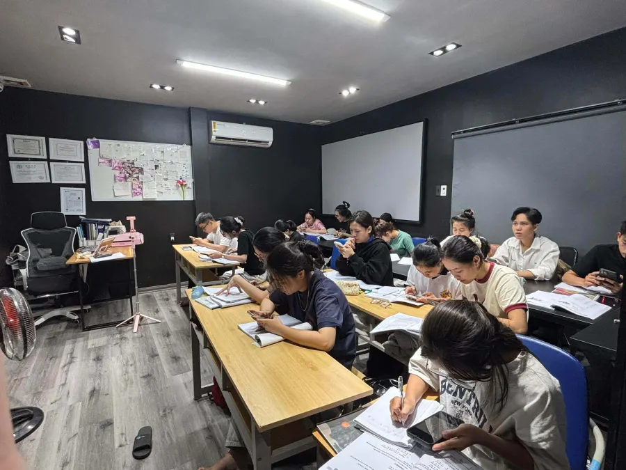 Trung tâm Tiếng Trung Cô Bạch Liên