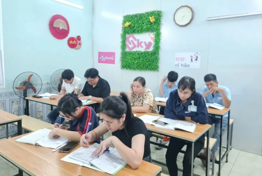 Trung tâm Ngoại Ngữ SKY Language