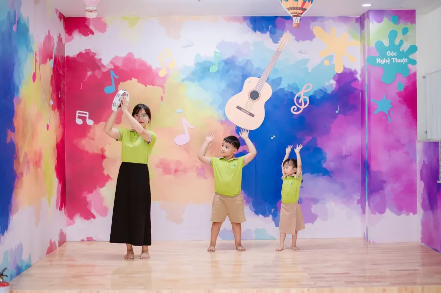 Trường Mầm Non Song Ngữ Lá