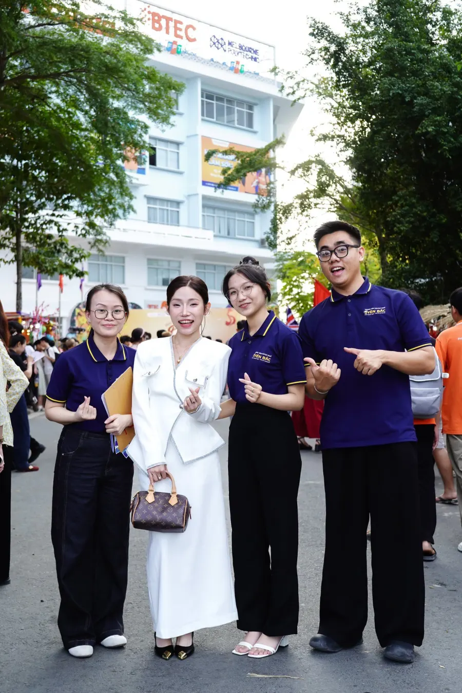 Trung tâm Ngoại Ngữ Uyên Bác