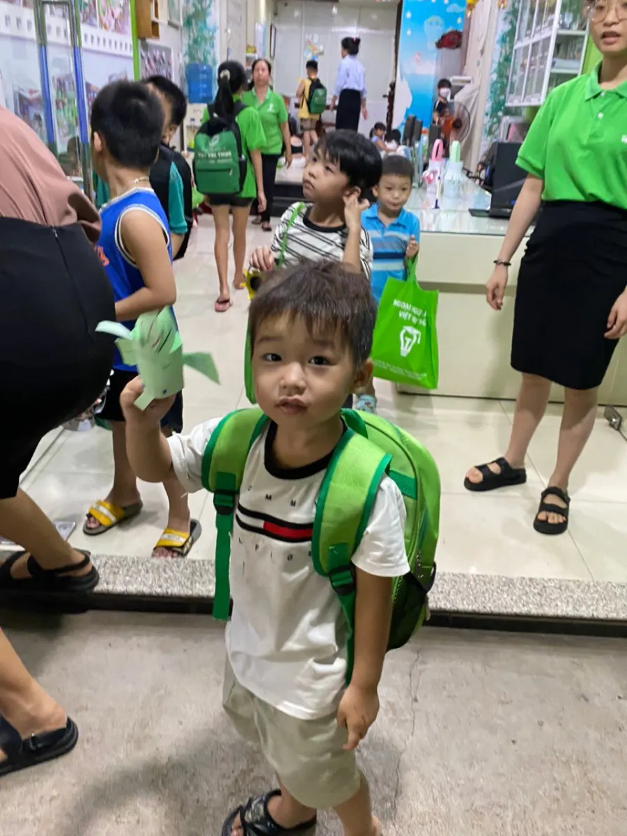 Trung tâm Ngoại ngữ Việt Tri Thức