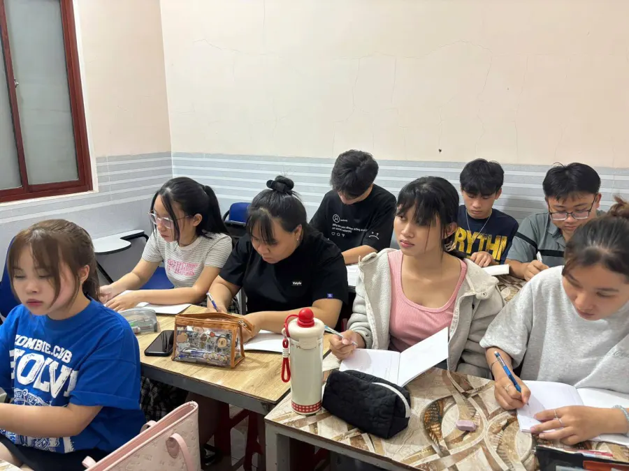 Trung tâm Hoa Ngữ Lê Trường