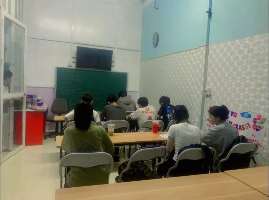 Trung tâm Ngoại Ngữ Âu Mỹ Á