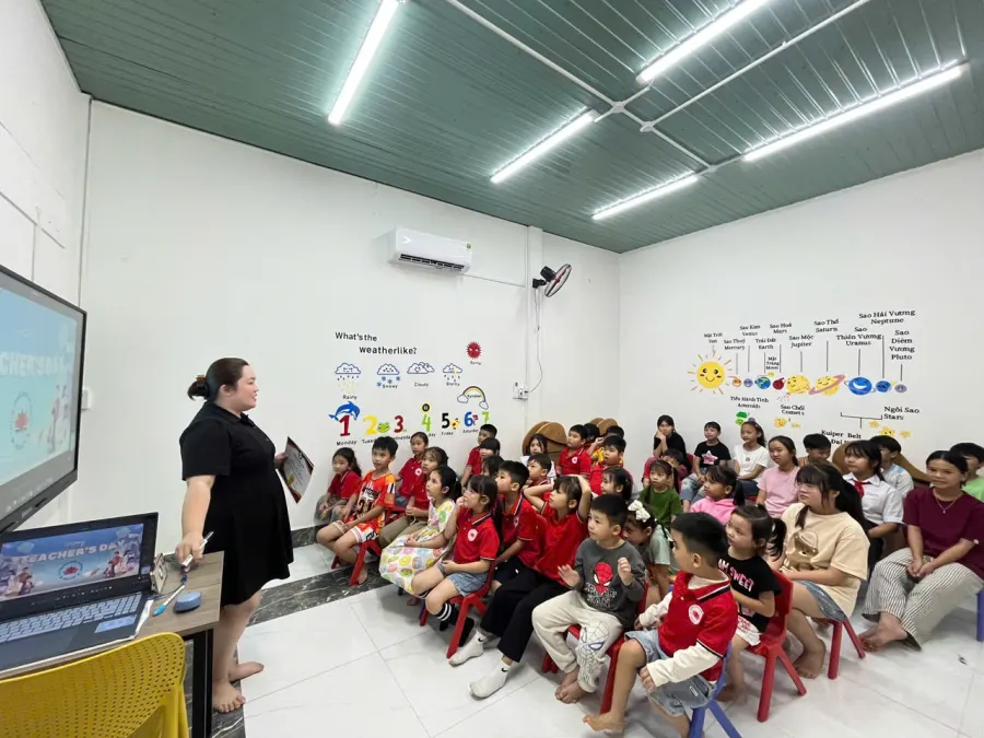 Trung tâm Ngoại ngữ Hoa Sen - Lotus Language Academy