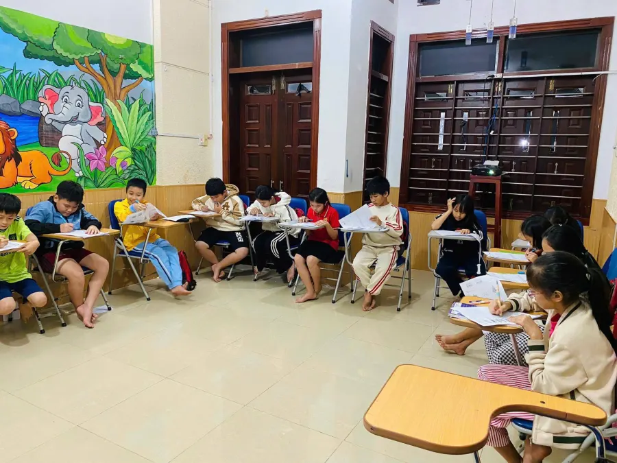 Trung tâm Anh ngữ Tương Lai - Future English