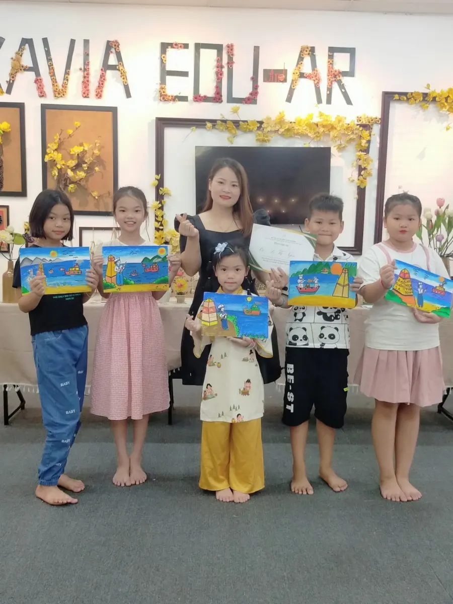 Lớp Vẽ Cọ Xinh Art For Kids