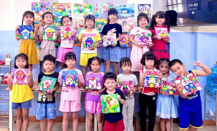 Lớp Vẽ PieArt