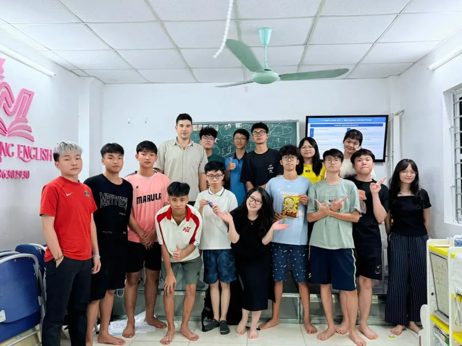 Lớp Anh Ngữ Ms Cẩm Nhung