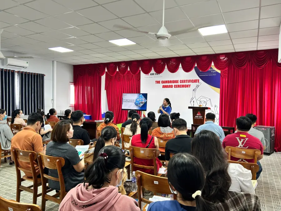 Trung tâm Ngoại Ngữ Anh Việt 1