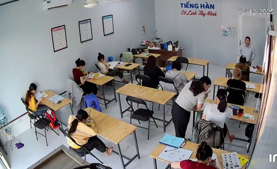 Lớp Tiếng Hàn Cô Linh