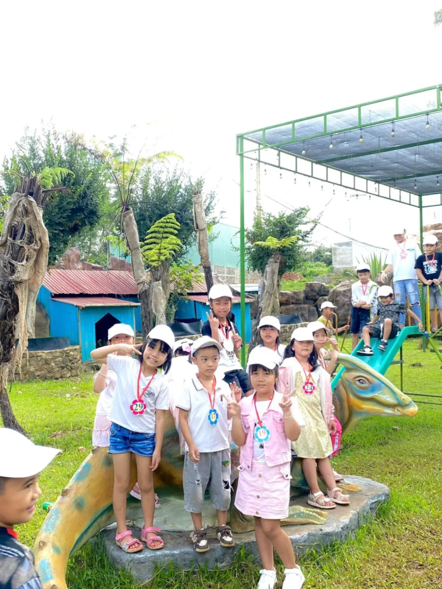 Trung tâm Giáo dục Quỳnh Hương