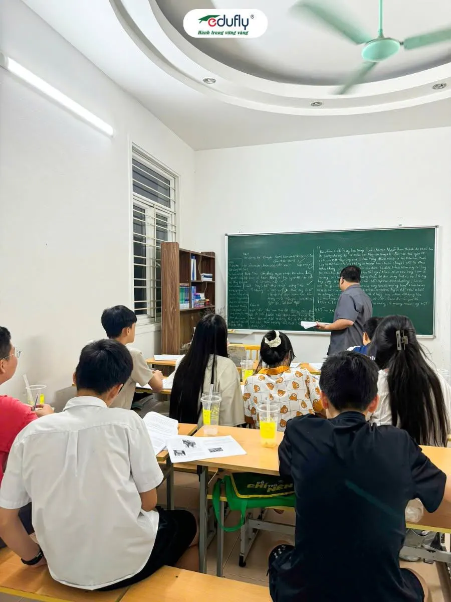 Trung tâm BDVH Edufly