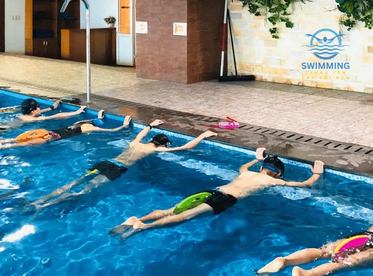Trung tâm Dạy Bơi Fit