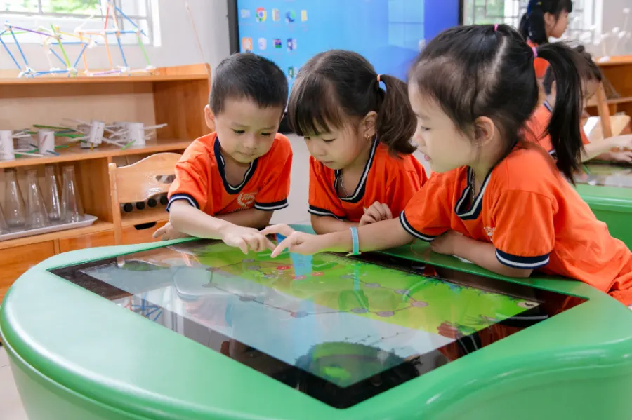 Trường Mầm Non Chất Lượng Cao Mai Dịch